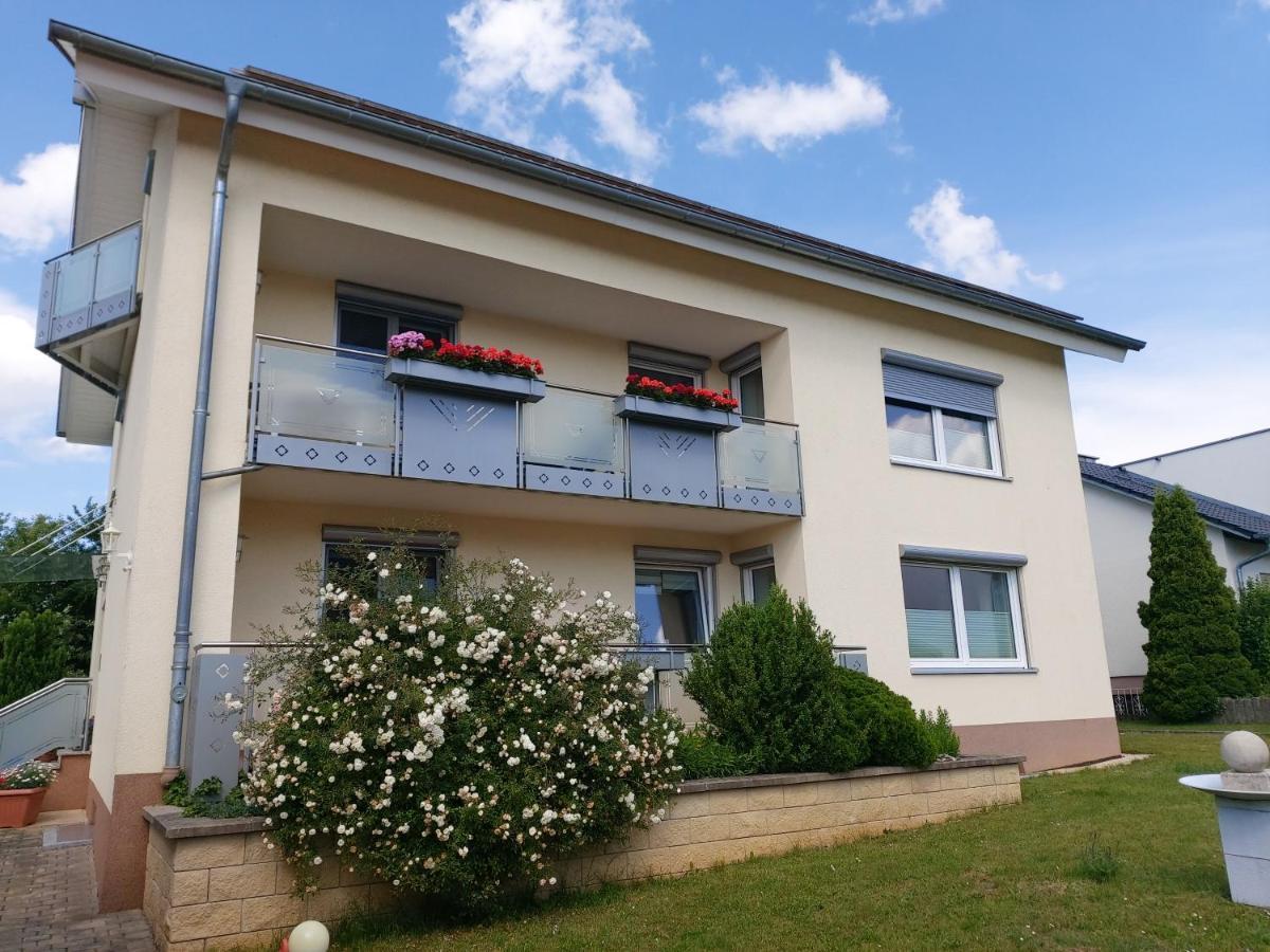 Ferienwohnung Kunzell Bagian luar foto